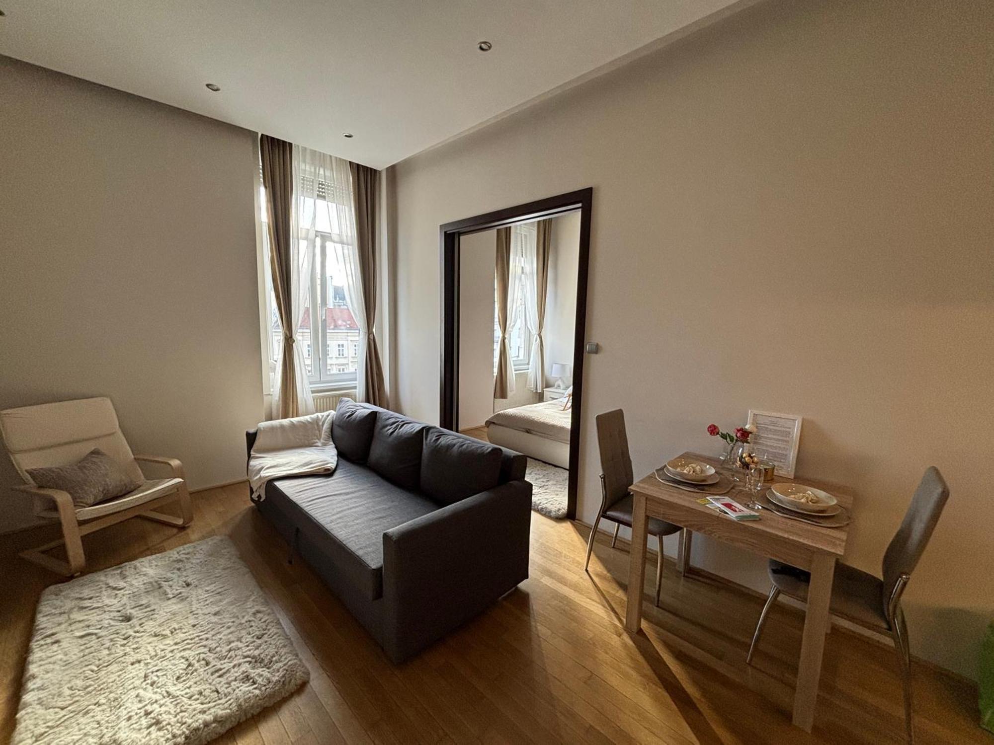 Synagogue Gozsdu Corner Apartment Будапеща Екстериор снимка