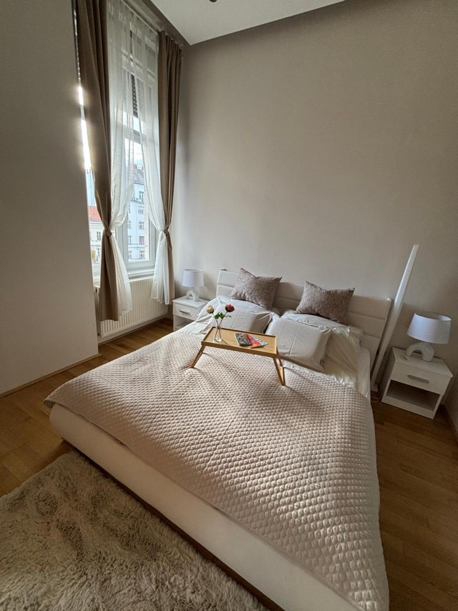 Synagogue Gozsdu Corner Apartment Будапеща Екстериор снимка